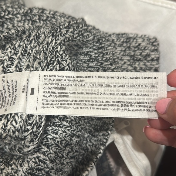 Abercrombie & Fitch Gray Marled Ribbed Turtleneck Longline Sweater Size Medium - Picture 6 of 7